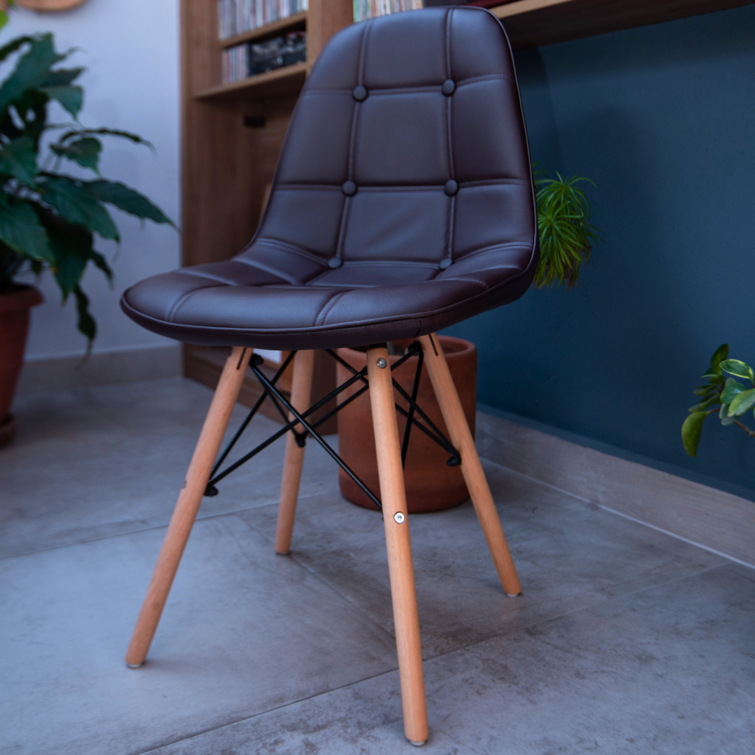 SILLA DKR BOTONES TIPO EAMES CAFÉ BOXBIT