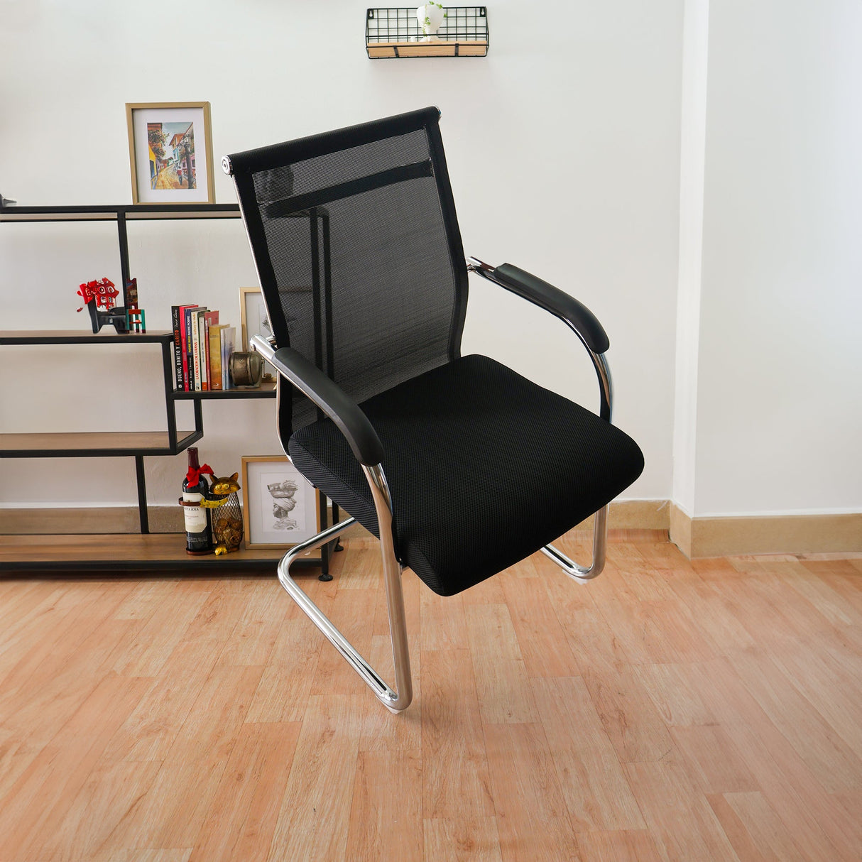 SILLA ROMA FIJA NEGRA OFICINA BOXBIT